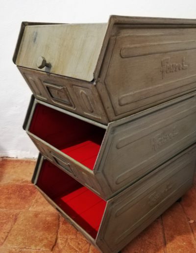 UNODUETRE Comodino (6)